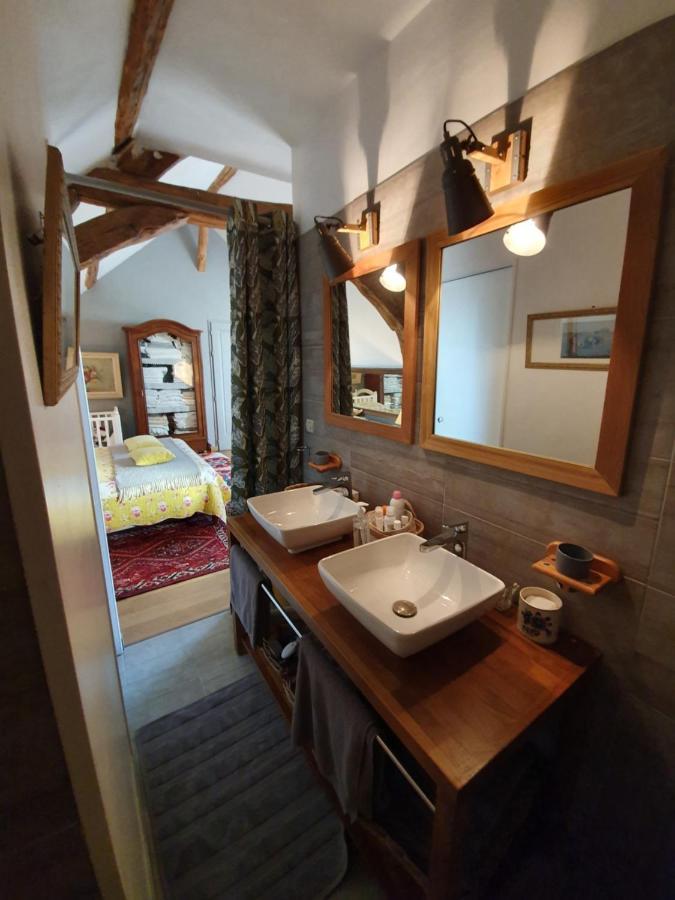 Ury Les Glycines B&B 외부 사진