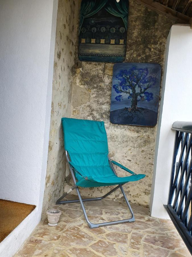 Ury Les Glycines B&B 외부 사진