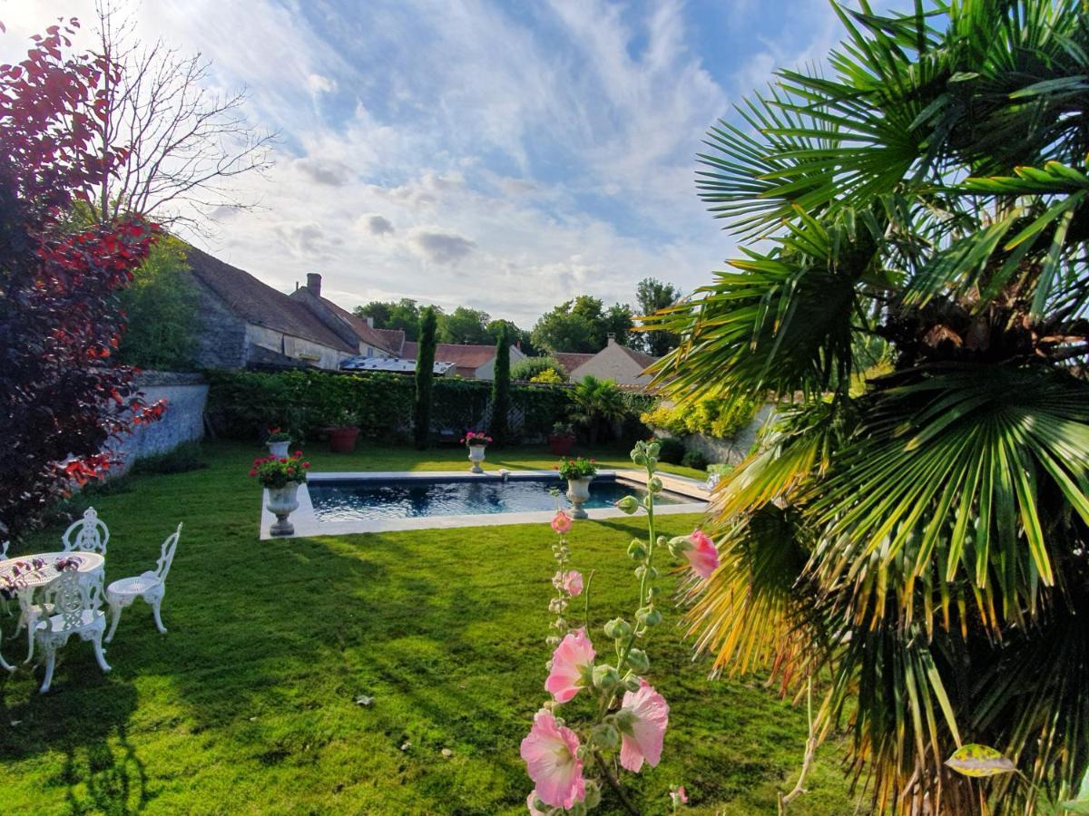 Ury Les Glycines B&B 외부 사진
