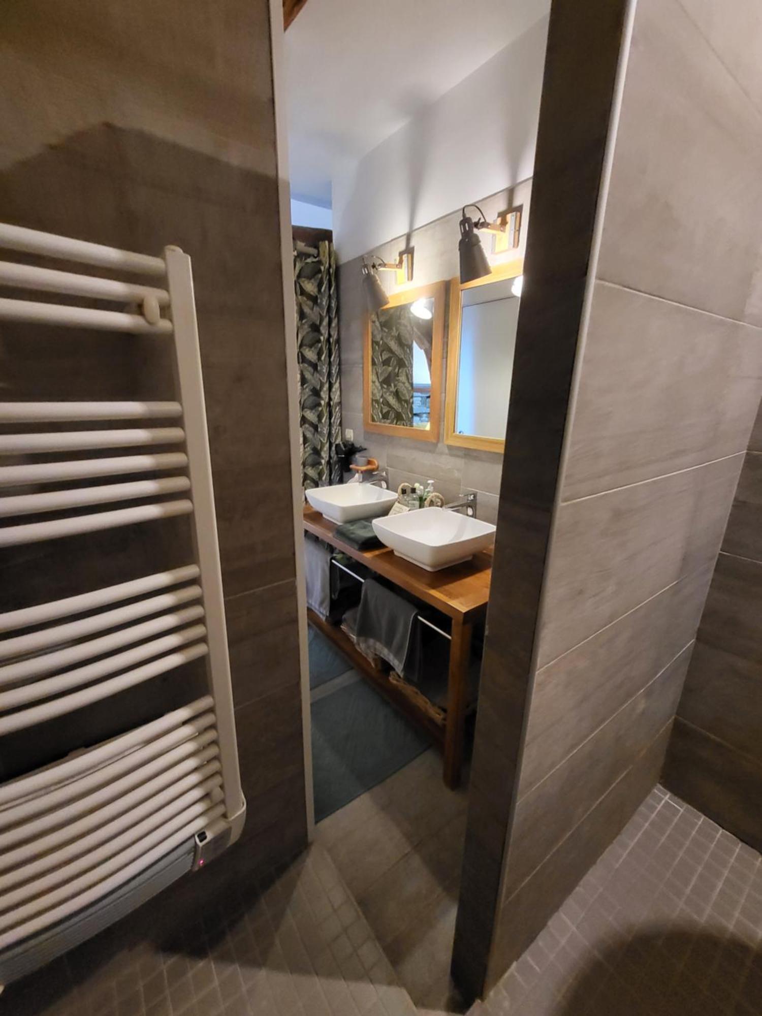 Ury Les Glycines B&B 외부 사진